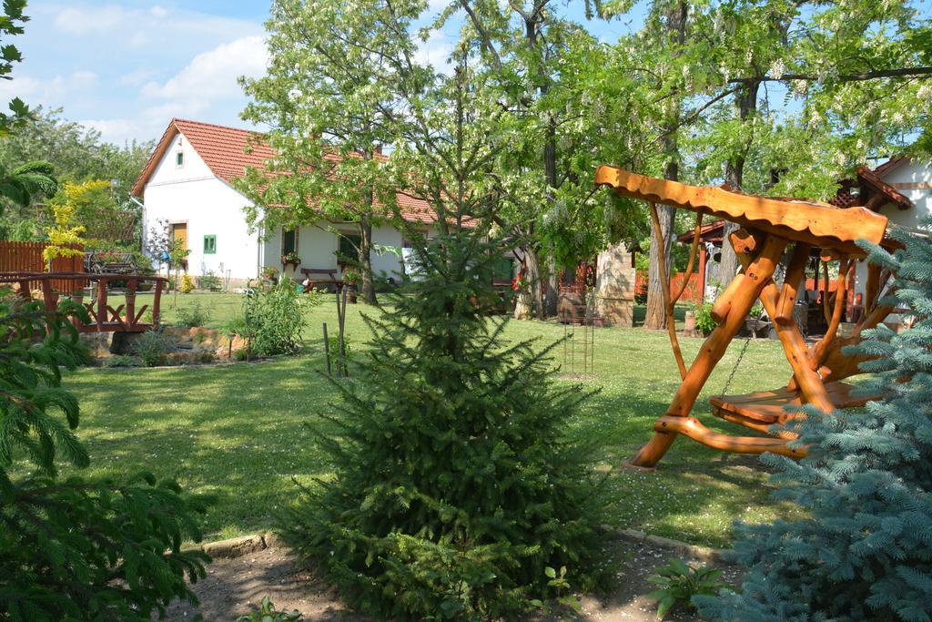 Pusztaszer Nemeth Tanya Vendeghaz 게스트하우스 외부 사진