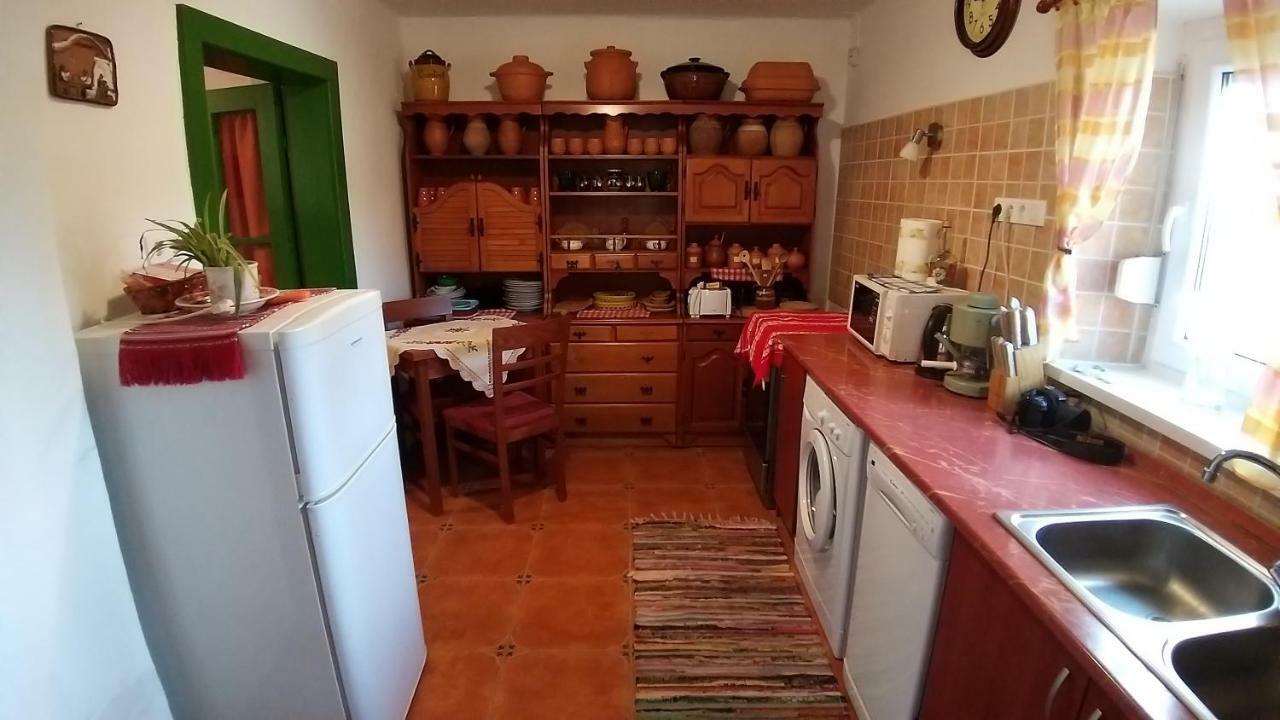 Pusztaszer Nemeth Tanya Vendeghaz 게스트하우스 외부 사진