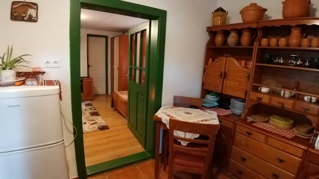 Pusztaszer Nemeth Tanya Vendeghaz 게스트하우스 외부 사진